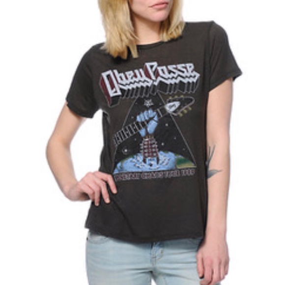 OBEY // SHEPARD FAIREY Planetary Chaos Back Alley - Picture 4 of 4